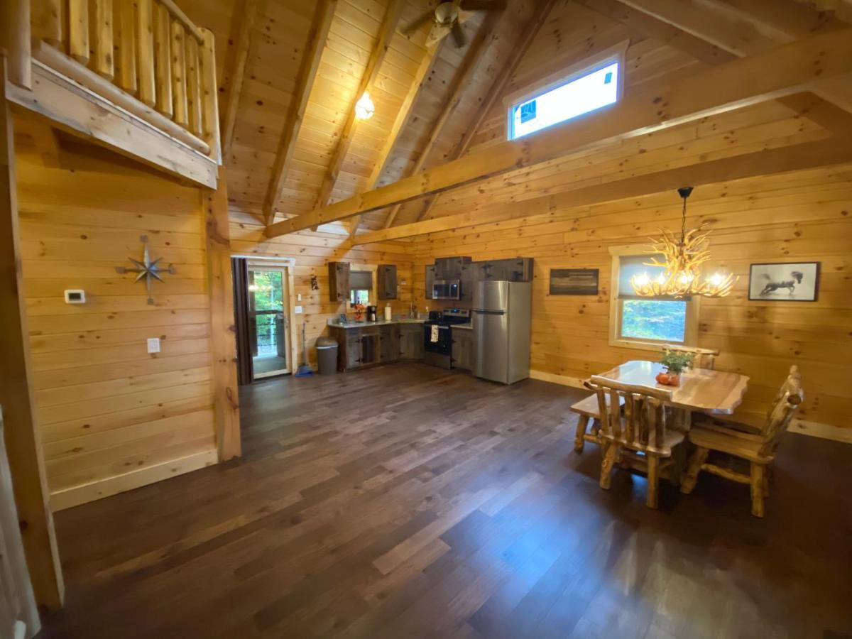 Pine Creek Cabins & Camping Resort South Bloomingville Bagian luar foto