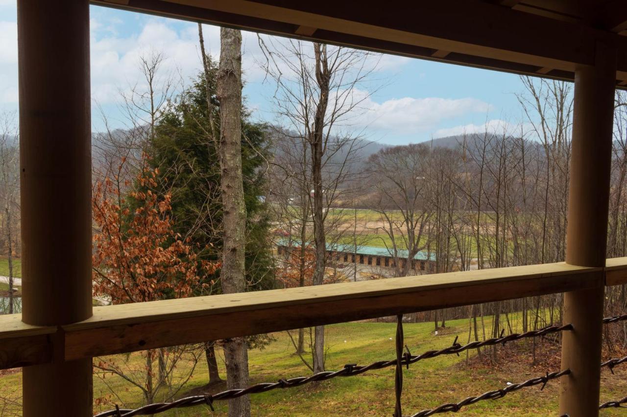 Pine Creek Cabins & Camping Resort South Bloomingville Bagian luar foto