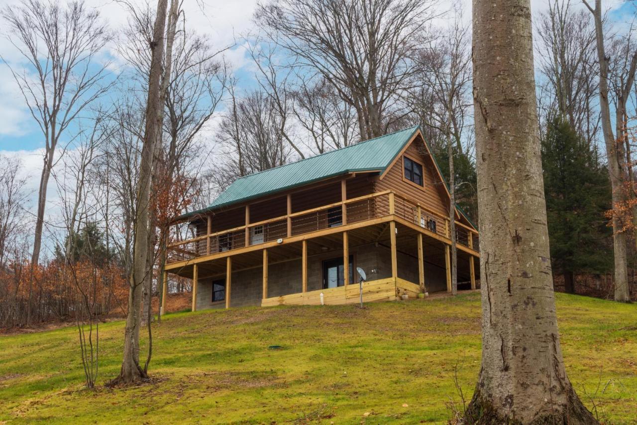 Pine Creek Cabins & Camping Resort South Bloomingville Bagian luar foto
