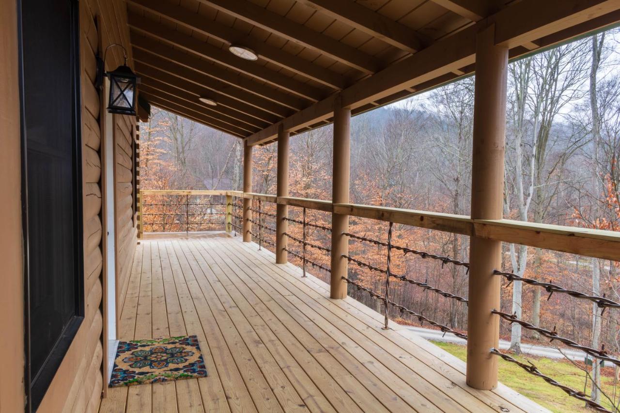 Pine Creek Cabins & Camping Resort South Bloomingville Bagian luar foto