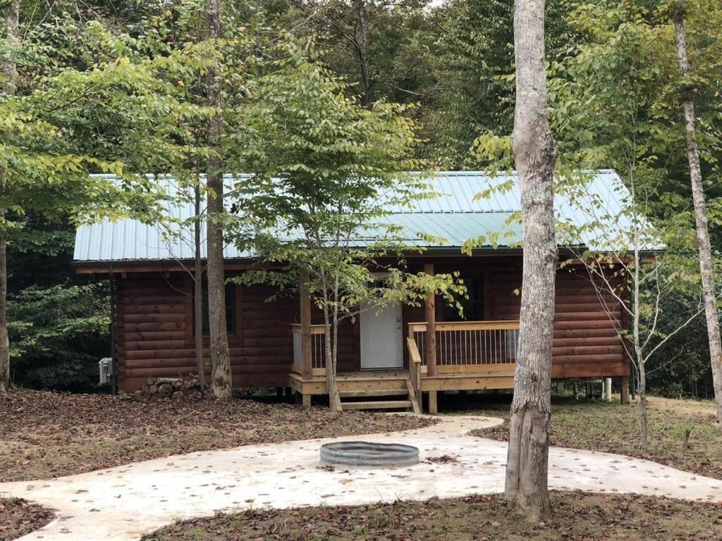 Pine Creek Cabins & Camping Resort South Bloomingville Bagian luar foto